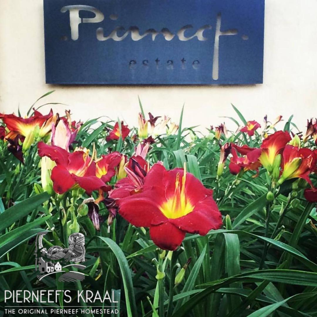 Pierneef'S Kraal Hotel Pretoria-Noord Exterior foto